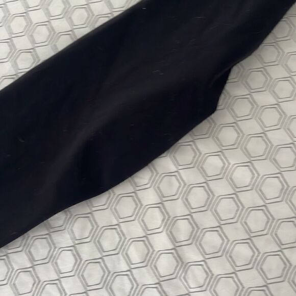 Lululemon black tech mesh align - sizes 2 and 4 are both available- EUC - Picture 2 of 6